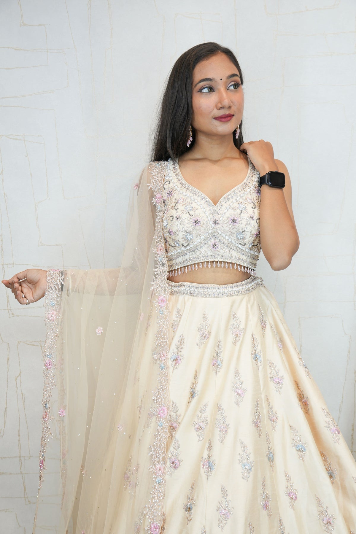 Embroidered Lehenga Set (Ivory)