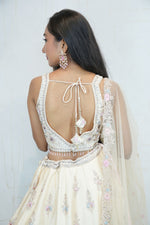 Embroidered Lehenga Set (Ivory)
