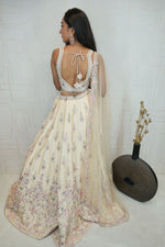 Embroidered Lehenga Set (Ivory)