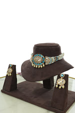 Kundan Choker Necklace Set with Matching Earrings