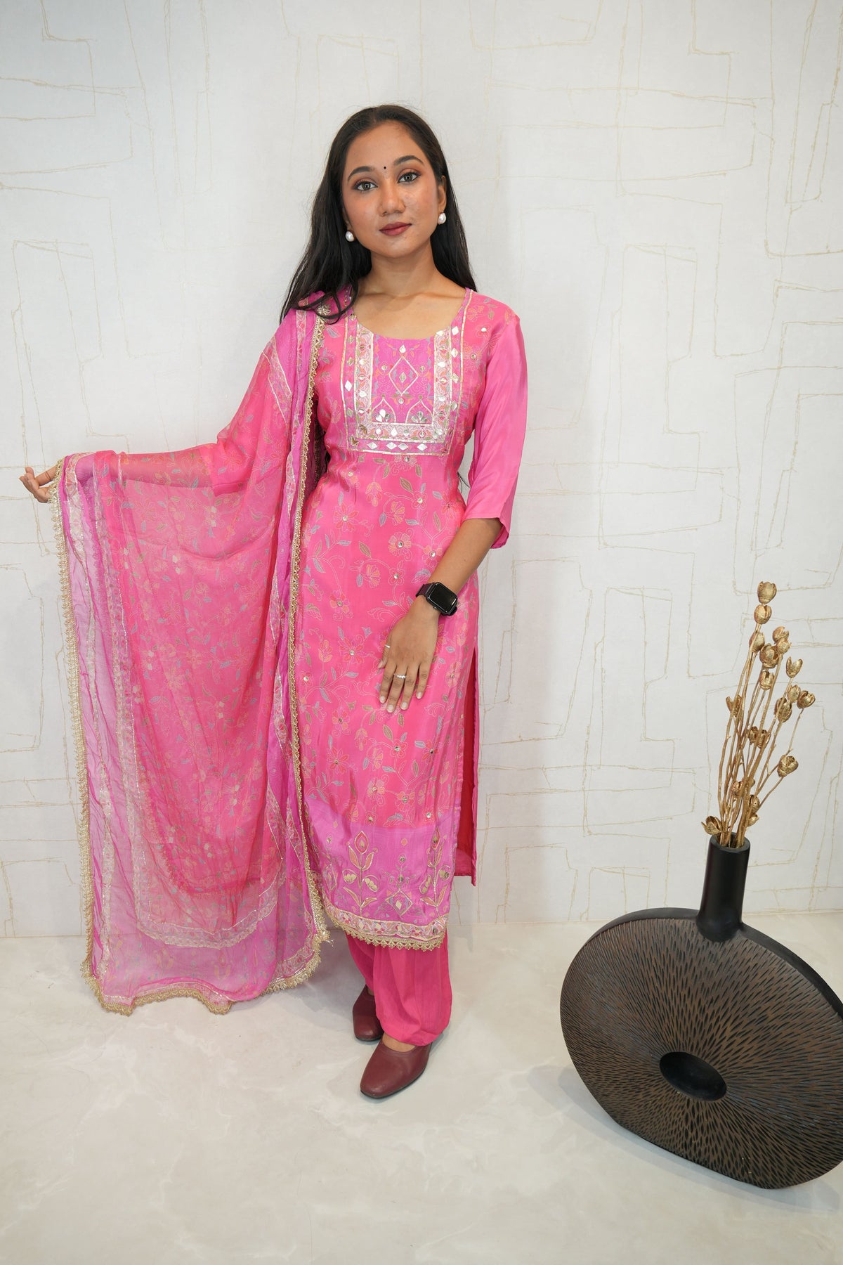 Handcrafted Embroidered Ethnic Kurta Set