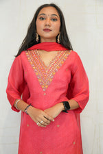 Handcrafted Embroidered Kurta Set (Orange & Pink)