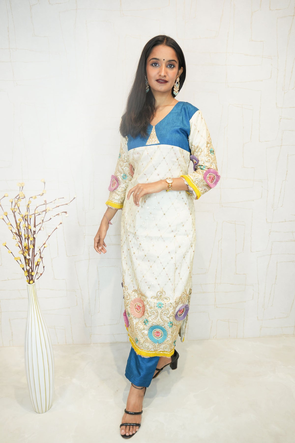 Embroidered cream ethnic kurti with pant