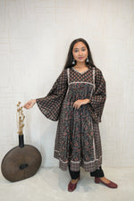 Black Floral Printed Kurta with Pant