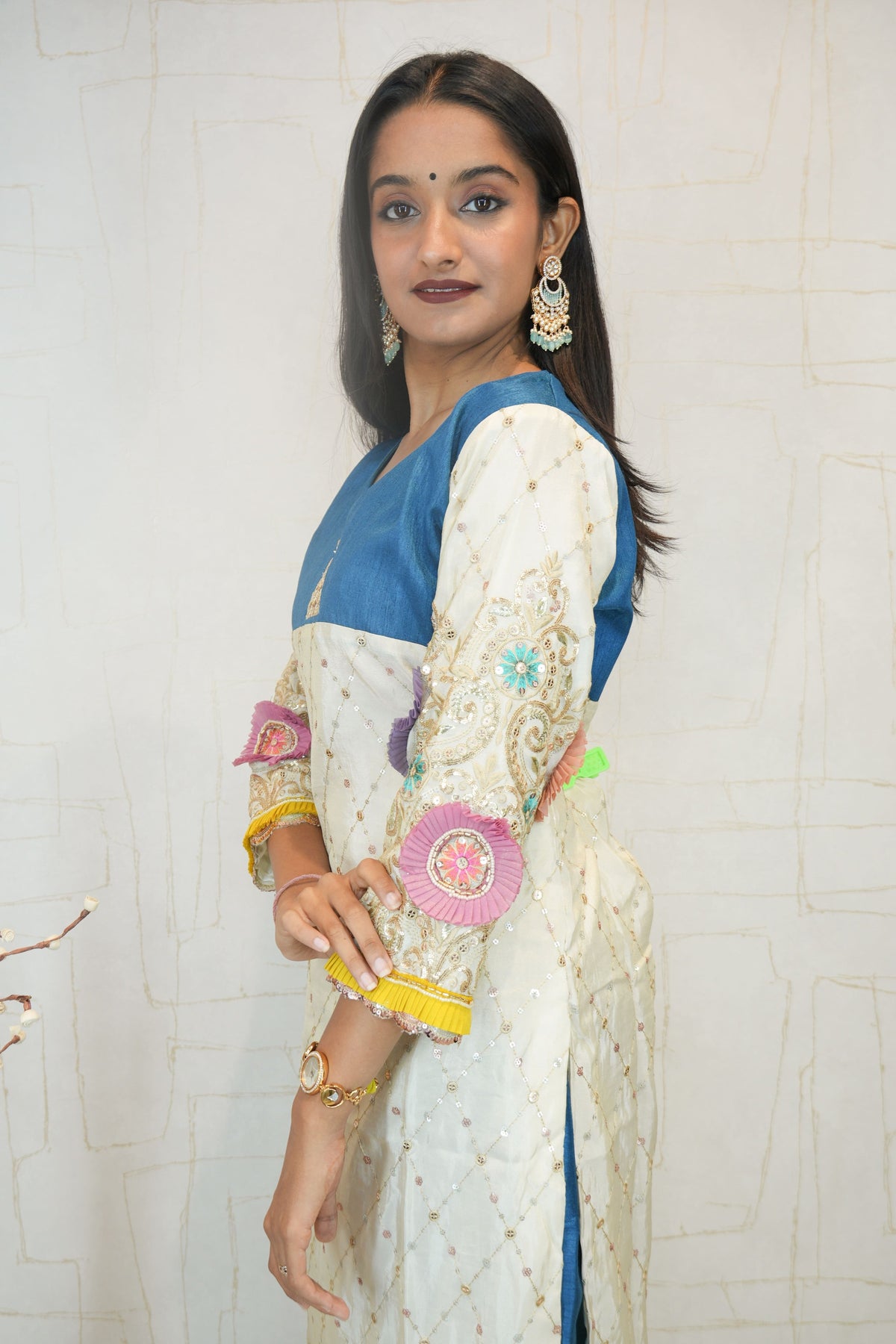 Embroidered cream ethnic kurti with pant