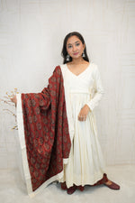 Ivory Anarkali Kurti with Maroon Printed Dupatta & Pant