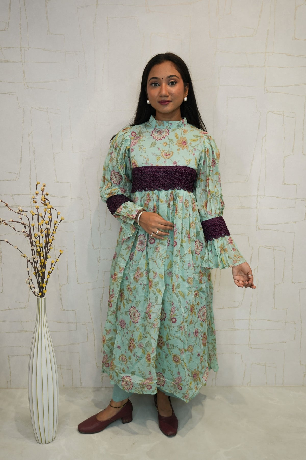 Floral Anarkali Kurta with Lace Detailing