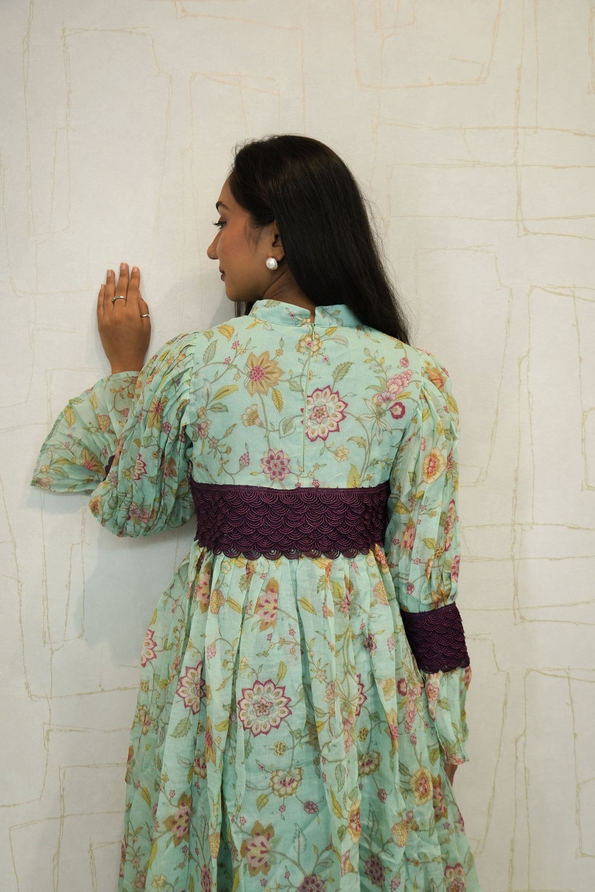 Floral Anarkali Kurta with Lace Detailing