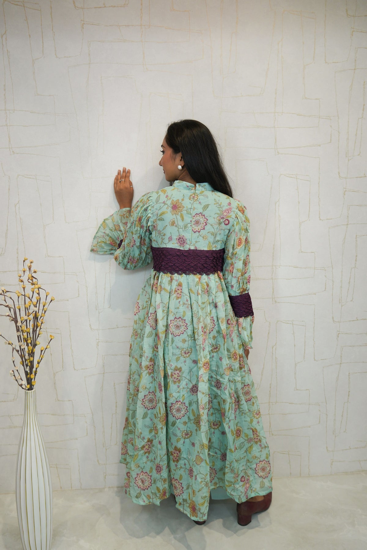 Floral Anarkali Kurta with Lace Detailing