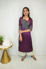 Women Embroidered Cotton Blend A-line Kurta (Rich Purple)