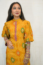 Embroidered Straight Cut Bandhani Kurti with Intricate Traditional Detailing