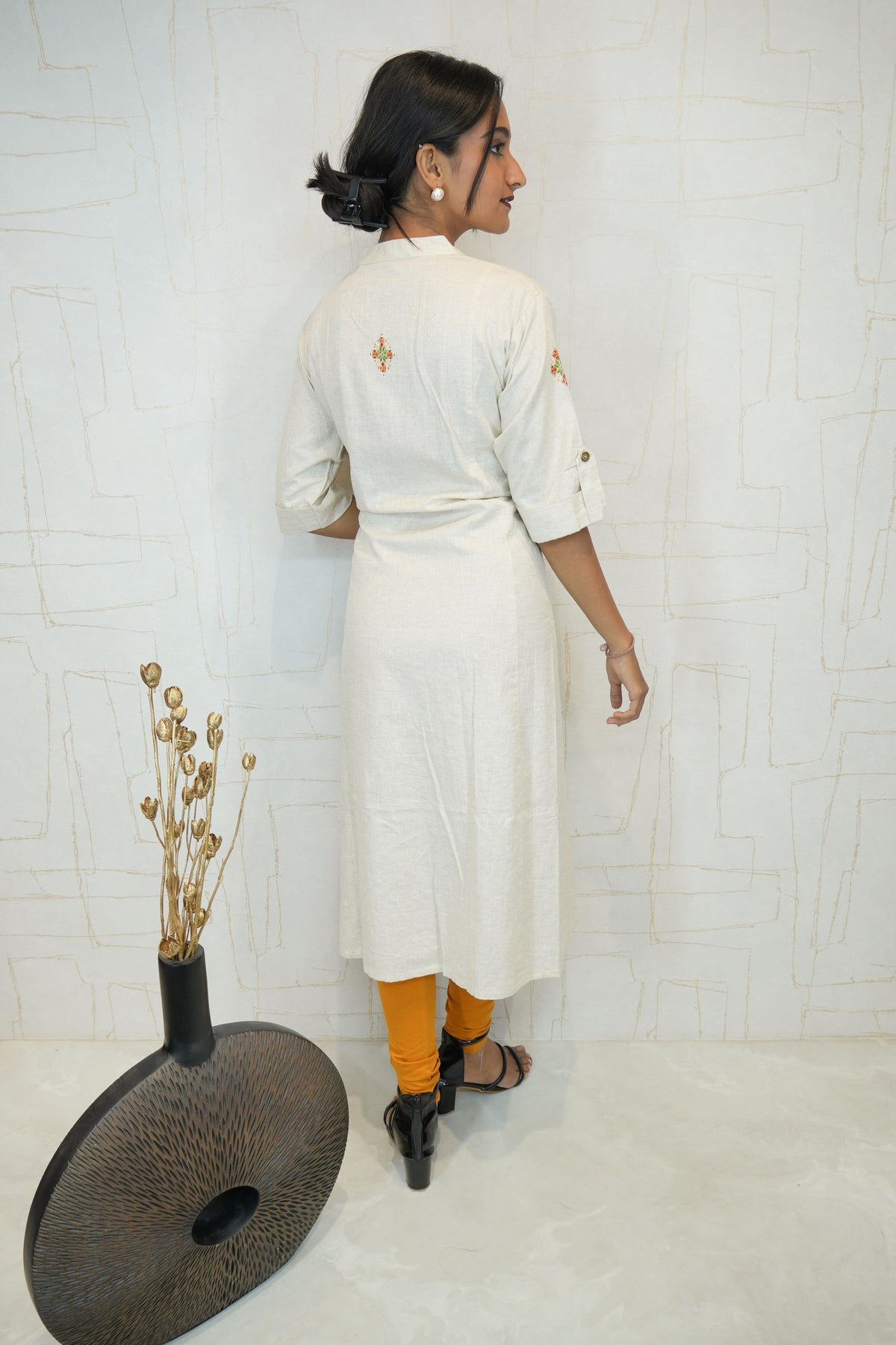 Off-White Handmade Sufee Embroidery Kurta