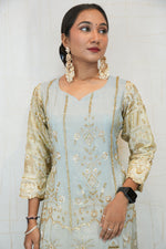 Women Embroidered Silk Blend Straight Kurta(Multicolor)