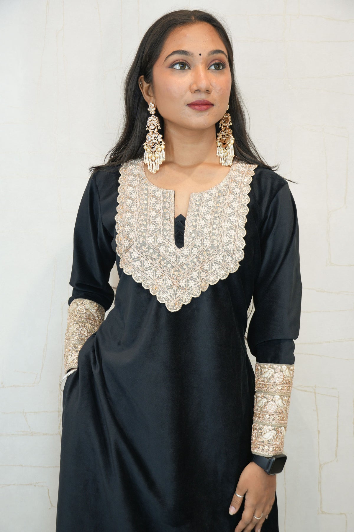 Embroidered Kurti Set (Black)