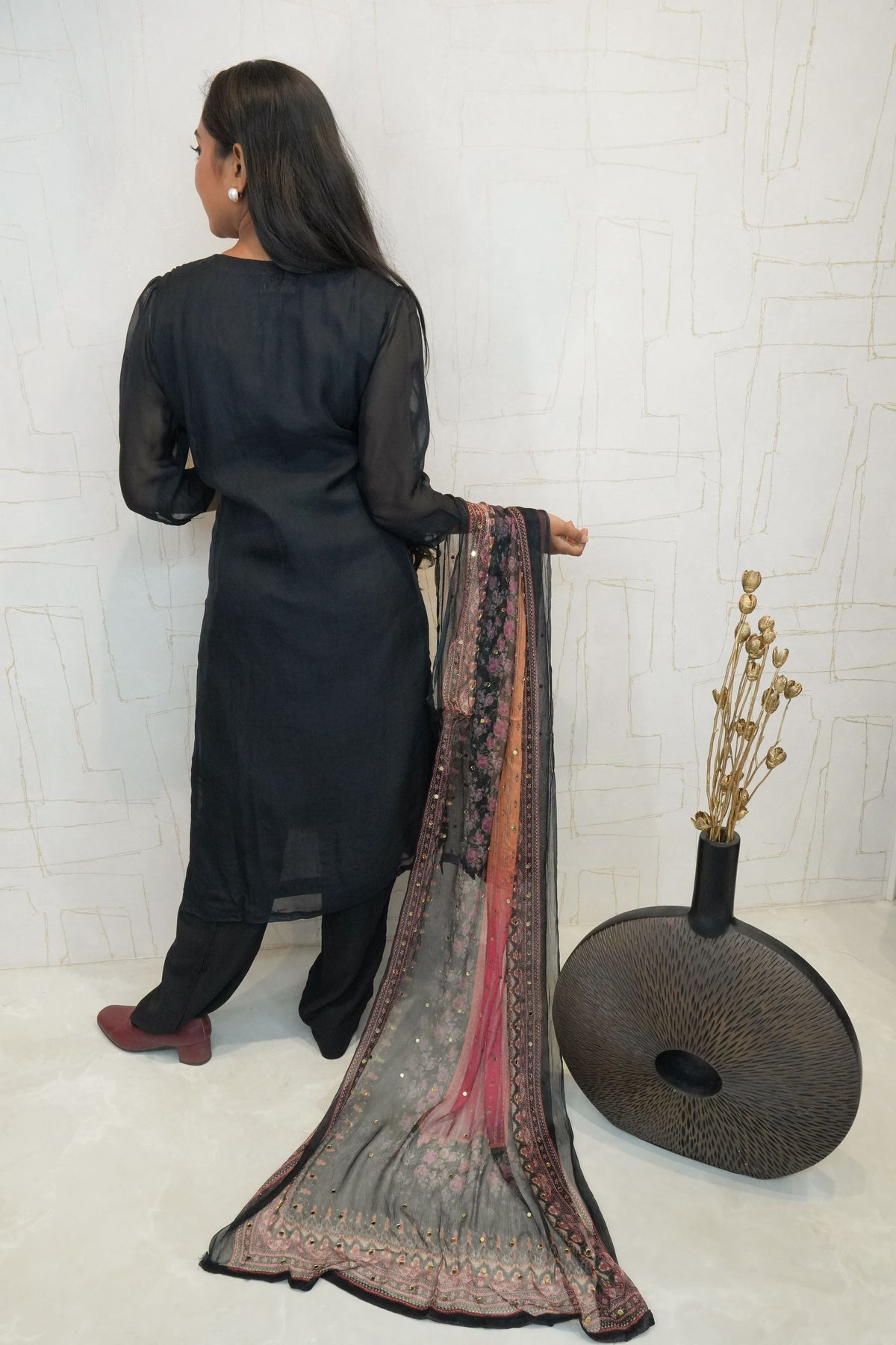 Traditional Embroidered Kurta Set (Pink, Black)