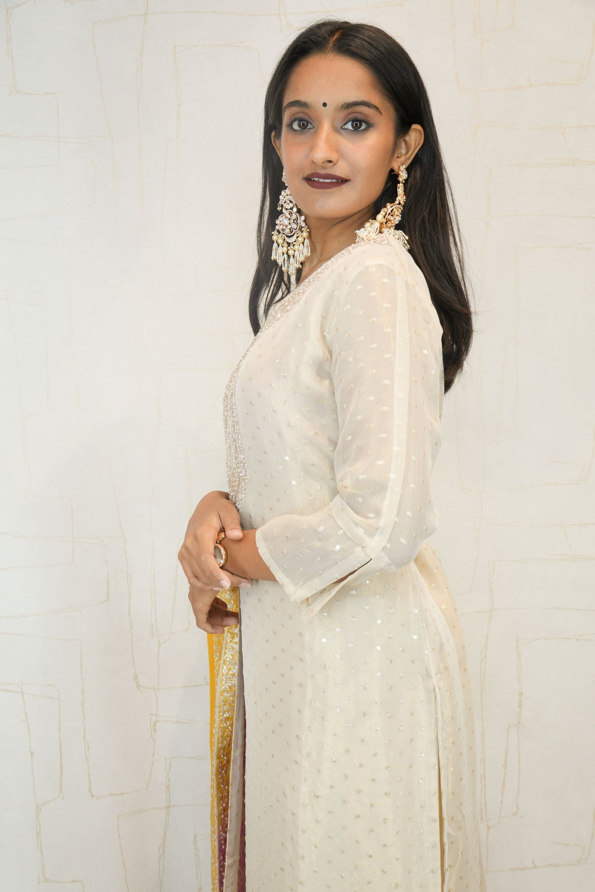 Cream Embroidered Kurta Set with Yellow-Pink Banarasi Dupatta