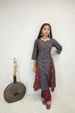 Navy Blue Printed Kurta Pant Set