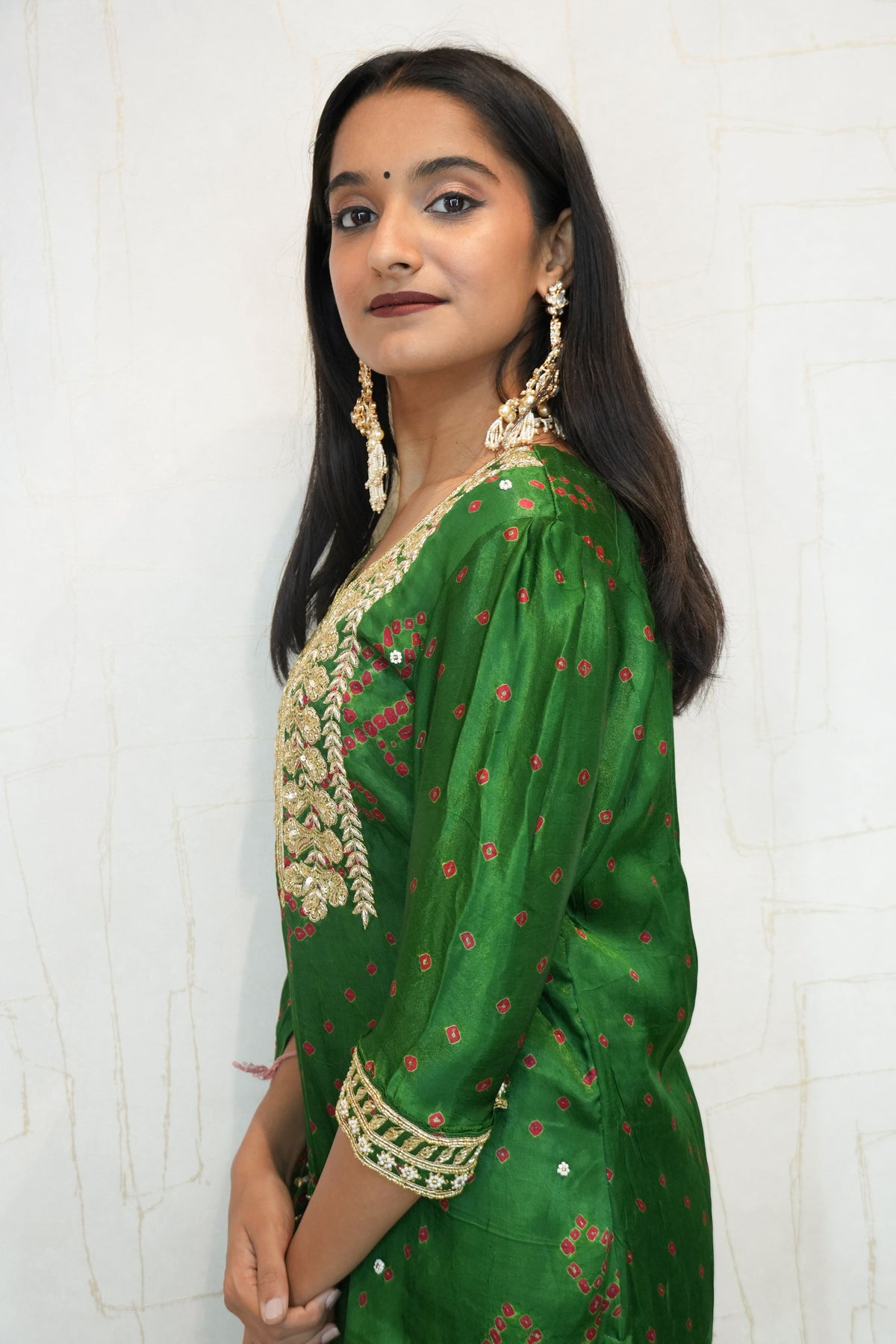Deep Emerald Green Handcrafted Luxurious Bandhani Suit Set