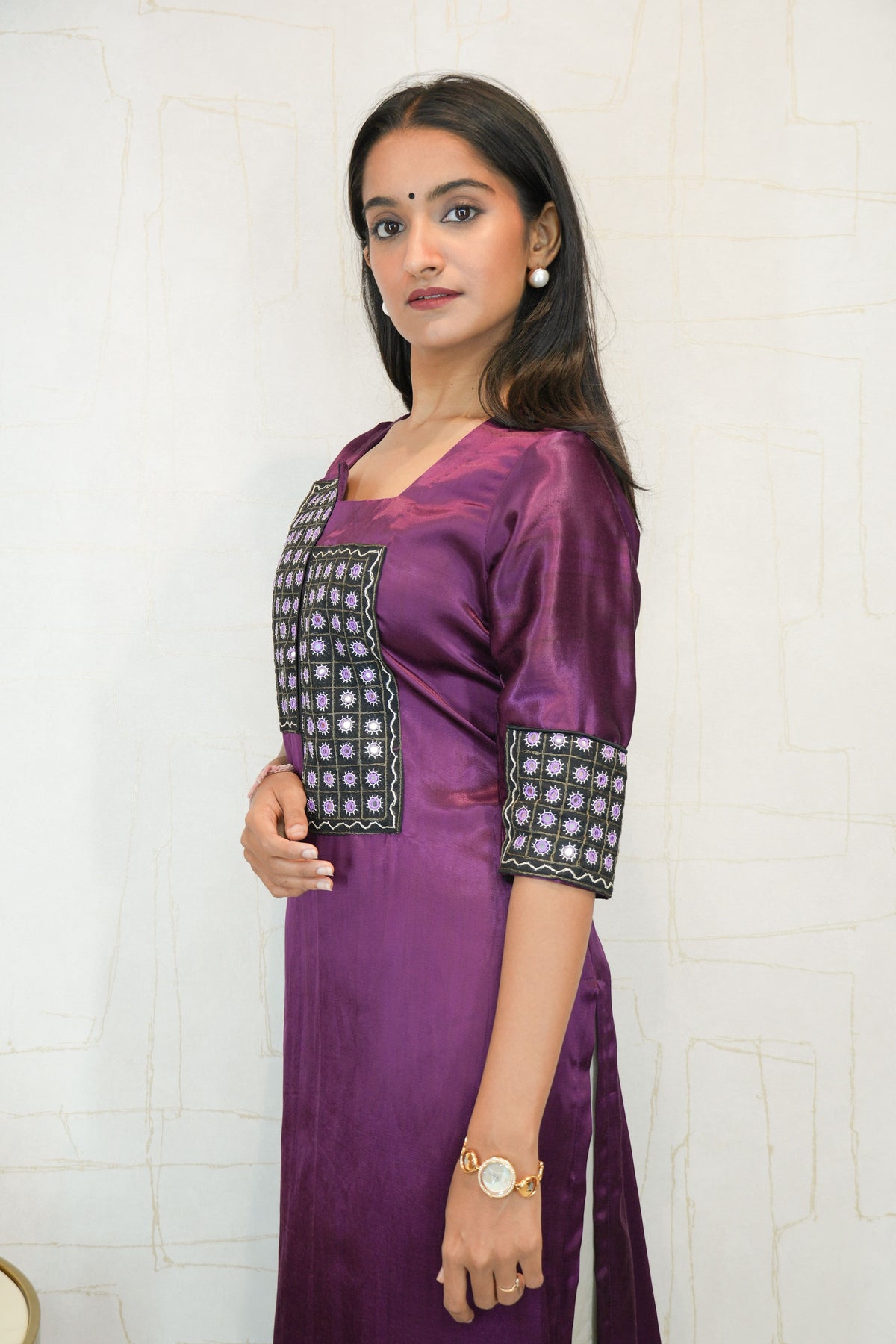 Women Embroidered Cotton Blend A-line Kurta (Rich Purple)