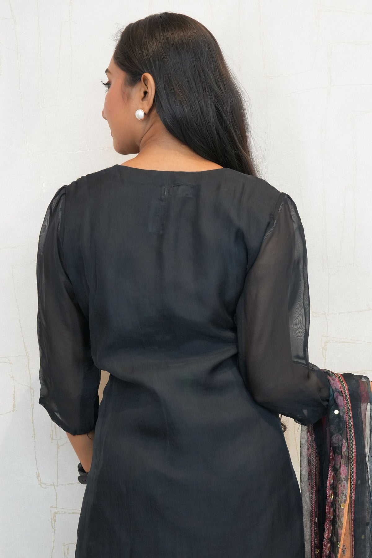 Traditional Embroidered Kurta Set (Pink, Black)